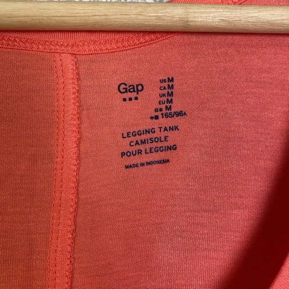 NWT Gap Legging Tank Size M - Picture 3 of 7